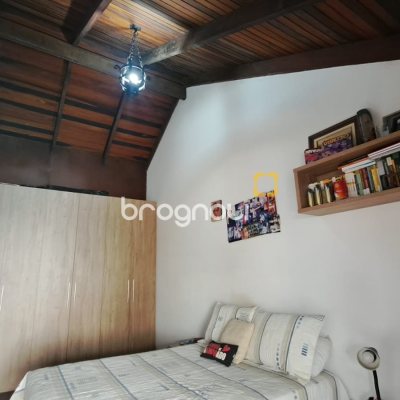 Casa com 295m², 5 quartos (sendo 3 suítes), 4 garagens, no bairro Abraão em Florianópolis