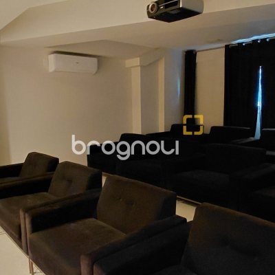 Apartamento com 100m², 3 quartos (sendo 1 suíte), 2 garagens, no bairro Pedra Branca em Palhoça