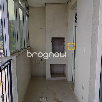 Apartamento com 100m², 3 quartos (sendo 1 suíte), 2 garagens, no bairro Pedra Branca em Palhoça