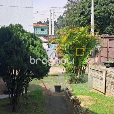 Casa com 200m², 4 quartos (sendo 1 suíte), 2 garagens, no bairro Ingleses em Florianópolis