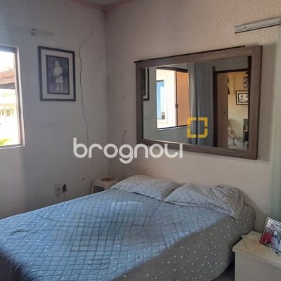 Casa com 200m², 4 quartos (sendo 1 suíte), 2 garagens, no bairro Ingleses em Florianópolis