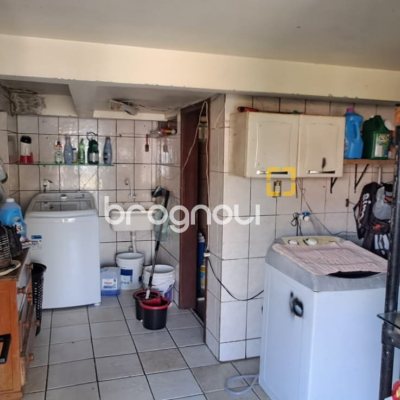 Casa com 200m², 4 quartos (sendo 1 suíte), 2 garagens, no bairro Ingleses em Florianópolis