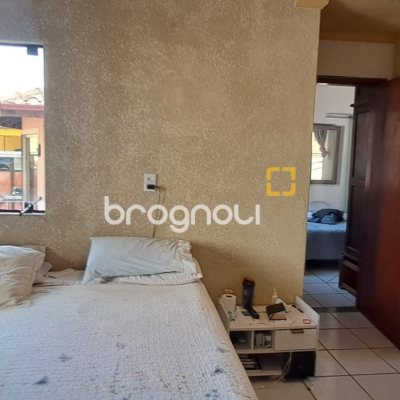 Casa com 200m², 4 quartos (sendo 1 suíte), 2 garagens, no bairro Ingleses em Florianópolis