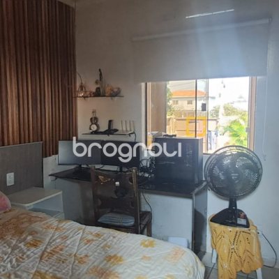 Casa com 200m², 4 quartos (sendo 1 suíte), 2 garagens, no bairro Ingleses em Florianópolis