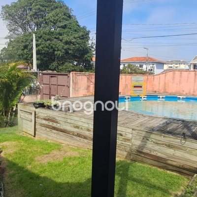 Casa com 200m², 4 quartos (sendo 1 suíte), 2 garagens, no bairro Ingleses em Florianópolis
