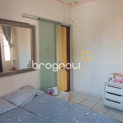 Casa com 200m², 4 quartos (sendo 1 suíte), 2 garagens, no bairro Ingleses em Florianópolis