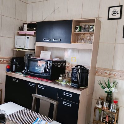 Casa com 140m², 3 quartos, 2 garagens, no bairro Centro em Santo Amaro da Imperatriz