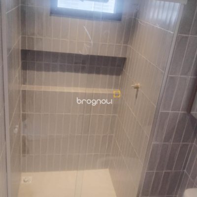 Casa de Condomínio com 86m², 3 quartos (sendo 1 suíte), 2 garagens, no bairro Morro das Pedras em Florianópolis
