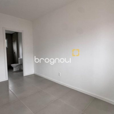 Casa de Condomínio com 86m², 3 quartos (sendo 1 suíte), 2 garagens, no bairro Morro das Pedras em Florianópolis