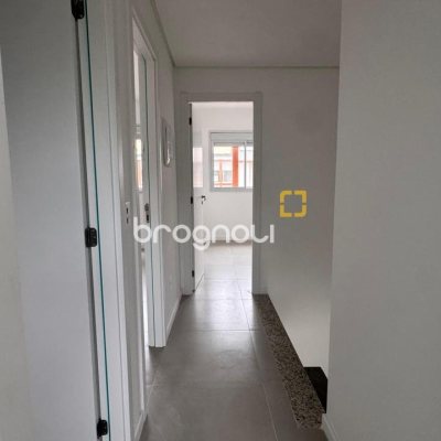 Casa de Condomínio com 86m², 3 quartos (sendo 1 suíte), 2 garagens, no bairro Morro das Pedras em Florianópolis