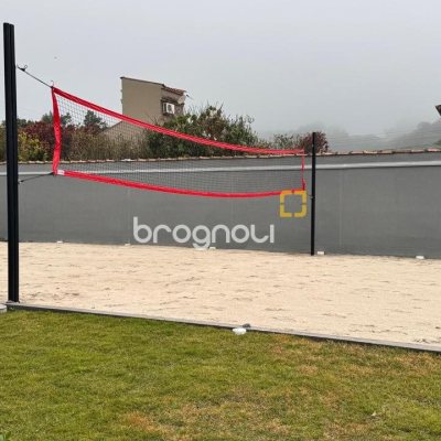 Casa de Condomínio com 86m², 3 quartos (sendo 1 suíte), 2 garagens, no bairro Morro das Pedras em Florianópolis