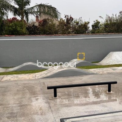 Casa de Condomínio com 86m², 3 quartos (sendo 1 suíte), 2 garagens, no bairro Morro das Pedras em Florianópolis