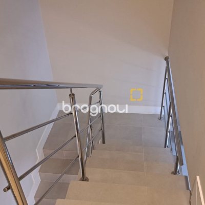 Apartamento com 97m², 2 quartos (sendo 2 suítes), 2 garagens, no bairro João Paulo em Florianópolis