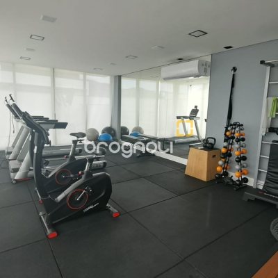 Apartamento com 97m², 2 quartos (sendo 2 suítes), 2 garagens, no bairro João Paulo em Florianópolis