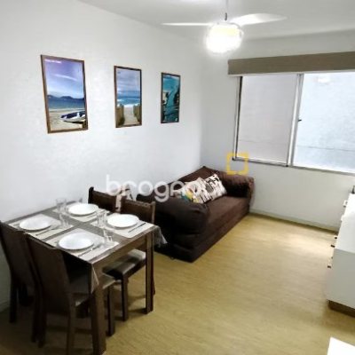 Apartamento com 38m², 1 quarto, 1 garagem, no bairro Centro em Florianópolis