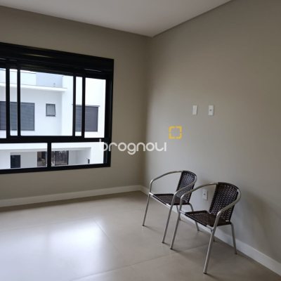 Casa de Condomínio com 163m², 3 quartos (sendo 1 suíte), 2 garagens, no bairro Deltaville em Biguaçu