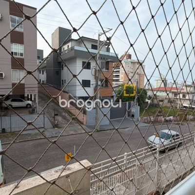 Apartamento com 60m², 2 quartos (sendo 1 suíte), 1 garagem, no bairro Estreito em Florianópolis