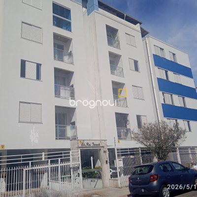 Apartamento com 60m², 2 quartos (sendo 1 suíte), 1 garagem, no bairro Estreito em Florianópolis