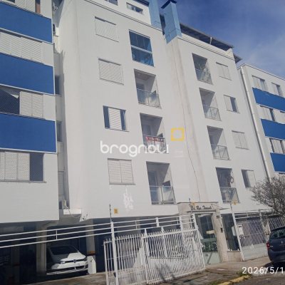 Apartamento com 60m², 2 quartos (sendo 1 suíte), 1 garagem, no bairro Estreito em Florianópolis