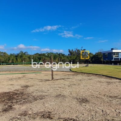 27826 com 441m², no bairro Canasvieiras em Florianópolis