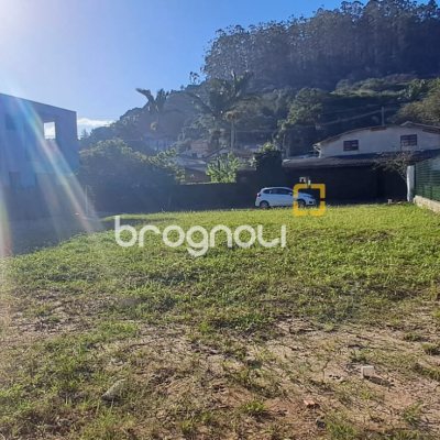 27826 com 441m², no bairro Canasvieiras em Florianópolis