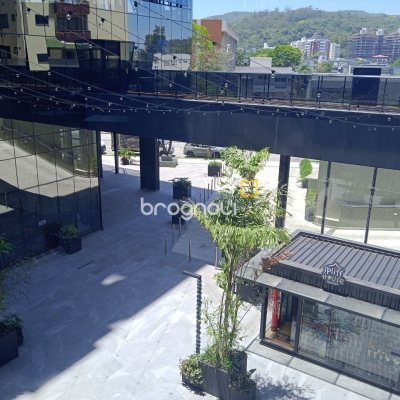 Studio com 53m², 1 quarto, 1 garagem, no bairro Trindade em Florianópolis