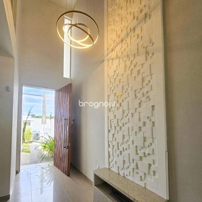 Casa com 92m², 2 quartos (sendo 2 suítes), 2 garagens, no bairro Forquilhas em São José