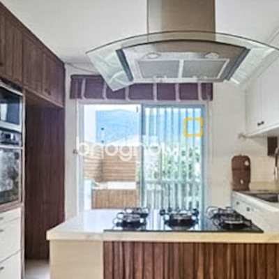 Casa com 92m², 2 quartos (sendo 2 suítes), 2 garagens, no bairro Forquilhas em São José