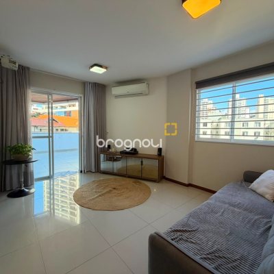 Apartamento com 122m², 2 quartos (sendo 1 suíte), 1 garagem, no bairro Campinas em São José