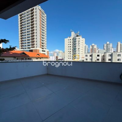 Apartamento com 122m², 2 quartos (sendo 1 suíte), 1 garagem, no bairro Campinas em São José