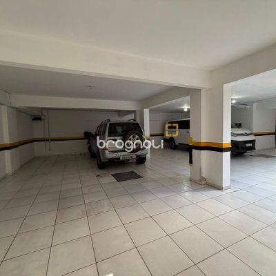 Apartamento com 122m², 2 quartos (sendo 1 suíte), 1 garagem, no bairro Campinas em São José
