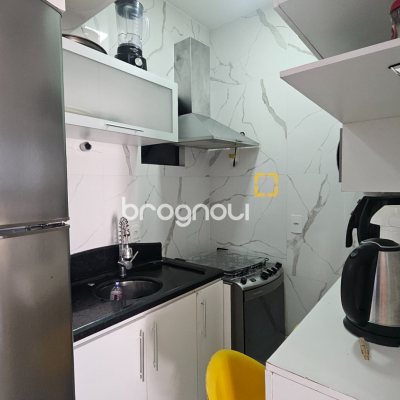 Apartamento com 41m², 1 quarto, 1 garagem, no bairro Canasvieiras em Florianópolis