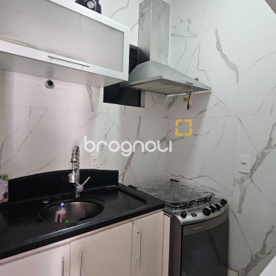 Apartamento com 41m², 1 quarto, 1 garagem, no bairro Canasvieiras em Florianópolis