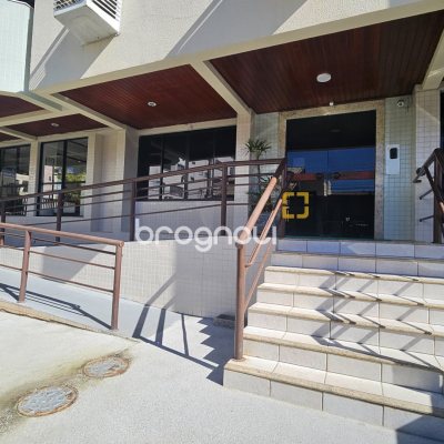 Apartamento com 41m², 1 quarto, 1 garagem, no bairro Canasvieiras em Florianópolis