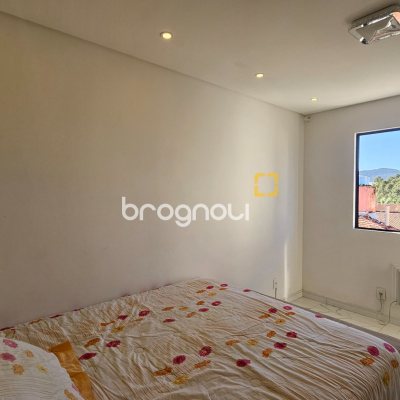Apartamento com 41m², 1 quarto, 1 garagem, no bairro Canasvieiras em Florianópolis