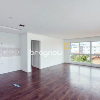 Cobertura com 223m², 3 quartos (sendo 1 suíte), 2 garagens, no bairro Campeche em Florianópolis