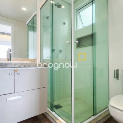 Cobertura com 223m², 3 quartos (sendo 1 suíte), 2 garagens, no bairro Campeche em Florianópolis