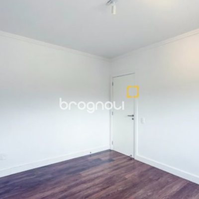 Cobertura com 223m², 3 quartos (sendo 1 suíte), 2 garagens, no bairro Campeche em Florianópolis