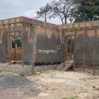 Casa com 160m², 2 quartos, 1 garagem, no bairro São João do Rio Vermelho em Florianópolis
