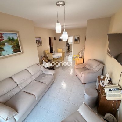 Apartamento com 87m², 3 quartos (sendo 1 suíte), 1 garagem, no bairro Balneário em Florianópolis