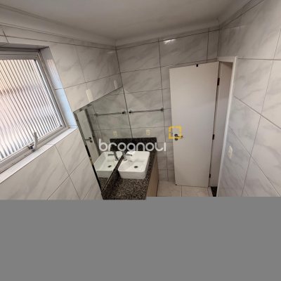 Apartamento com 87m², 3 quartos (sendo 1 suíte), 1 garagem, no bairro Balneário em Florianópolis