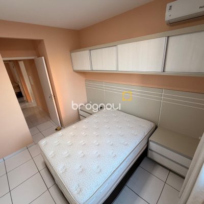 Apartamento com 87m², 3 quartos (sendo 1 suíte), 1 garagem, no bairro Balneário em Florianópolis
