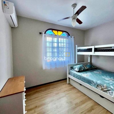 Cobertura com 156m², 4 quartos (sendo 1 suíte), 1 garagem, no bairro Canasvieiras em Florianópolis