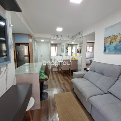 Apartamento com 68m², 2 quartos (sendo 1 suíte), 1 garagem, no bairro Centro em Florianópolis