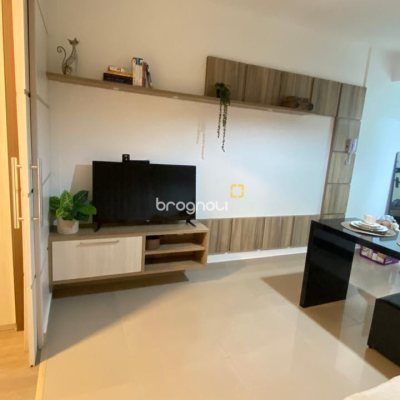 Apartamento com 28m², 1 quarto, 1 garagem, no bairro Centro em Florianópolis