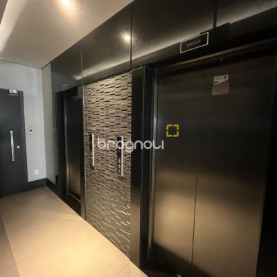 Apartamento com 127m², 3 quartos (sendo 3 suítes), 2 garagens, no bairro Kobrasol em São José