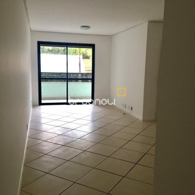 Apartamento com 100m², 3 quartos (sendo 1 suíte), 1 garagem, no bairro Centro em Florianópolis