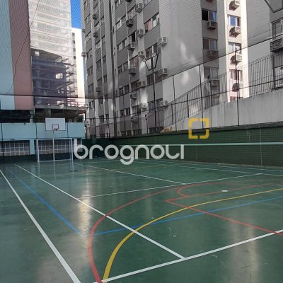Apartamento com 100m², 3 quartos (sendo 1 suíte), 1 garagem, no bairro Centro em Florianópolis
