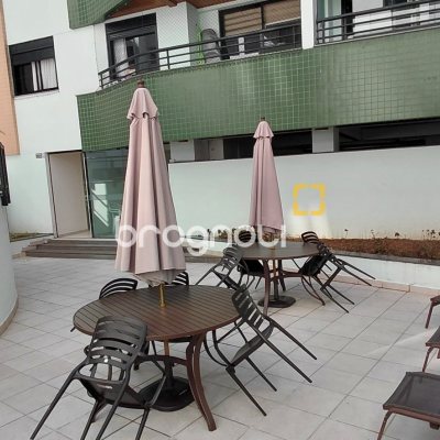 Apartamento com 100m², 3 quartos (sendo 1 suíte), 1 garagem, no bairro Centro em Florianópolis