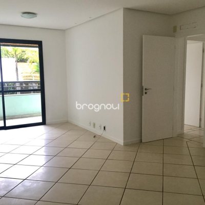 Apartamento com 100m², 3 quartos (sendo 1 suíte), 1 garagem, no bairro Centro em Florianópolis